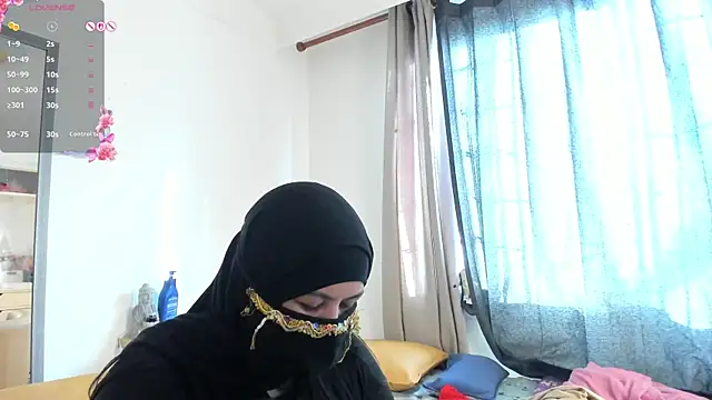 Snapshot of Amina_hafsa chatting on June 2026 09:25:02 PM Amina hafsa online show from June 2026 09:25:02 PM