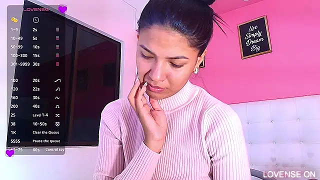 daddyissuesss  online show from March 2025 07:42:02 PM