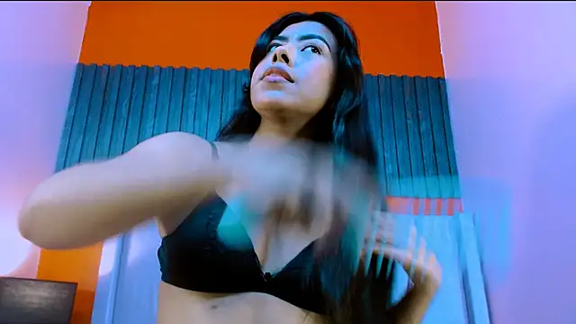 VeronicaRobles online show from March 2026 06:03:01 PM