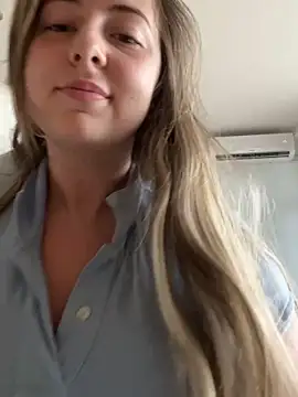 curvyflawless online show from December 2024 11:54:02 AM