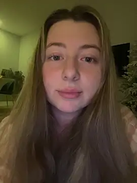 curvyflawless online show from January 2025 06:16:01 PM