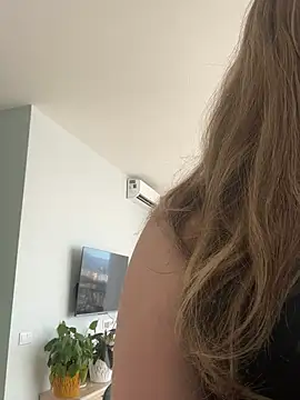 curvyflawless online show from March 2025 07:16:01 AM