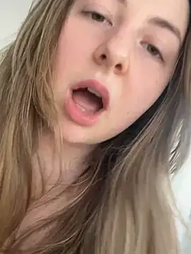 curvyflawless online show from March 2025 02:08:02 PM