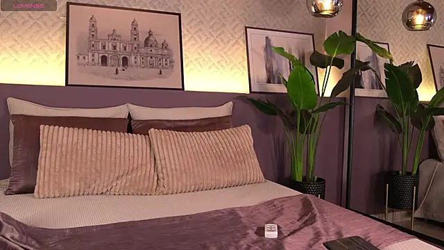 ElleDiane online show from February 2025 01:09:01 AM