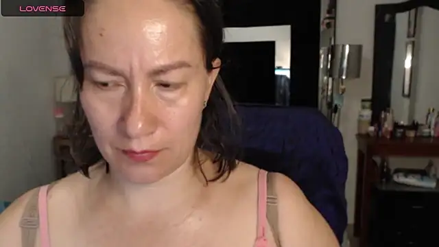 Snapshot of CATRINA-83 chatting on May 2026 11:37:01 AM CATRINA-83 online show from May 2026 11:37:01 AM
