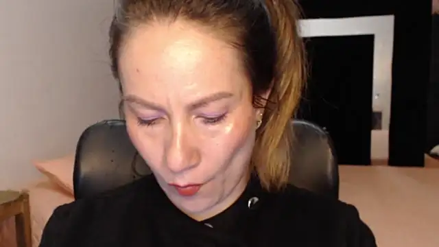 Snapshot of CATRINA-83 chatting on May 2026 07:56:01 PM CATRINA-83 online show from May 2026 07:56:01 PM