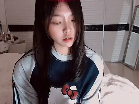 -Lucky Girl online show from February 2025 11:40:02 AM