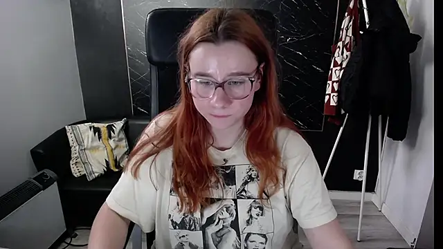 littleviki7 online show from January 2025 11:52:01 AM