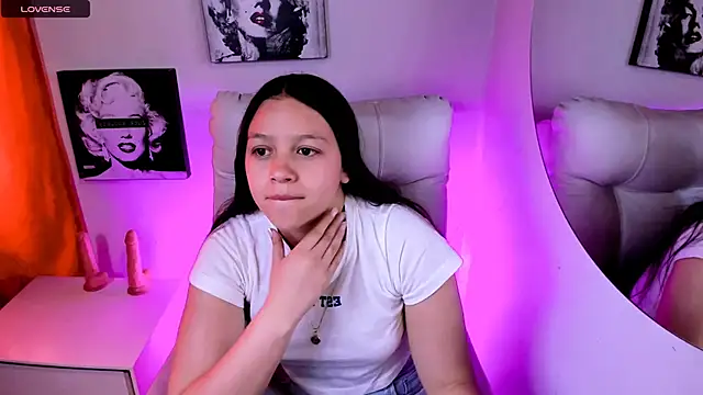 SamanthaRoldaan online show from March 2026 06:23:01 PM