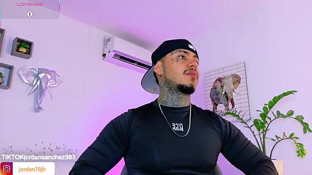 JordanSmiith  online show from June 2026 09:32:02 PM