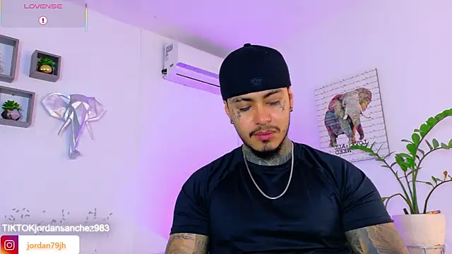 Snapshot of JordanSmiith_ chatting on June 2026 09:15:02 PM JordanSmiith online show from June 2026 09:15:02 PM