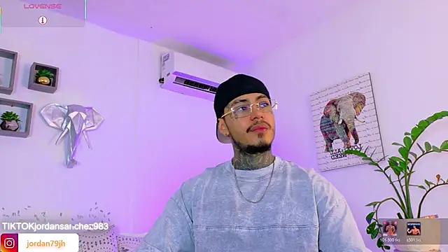 Snapshot of JordanSmiith_ chatting on June 2026 08:41:01 PM JordanSmiith online show from June 2026 08:41:01 PM