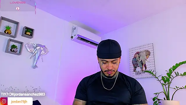 Snapshot of JordanSmiith_ chatting on June 2026 09:06:02 PM JordanSmiith online show from June 2026 09:06:02 PM