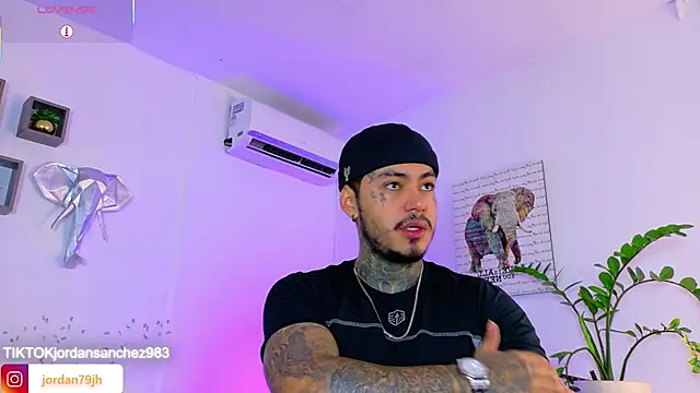 Snapshot of JordanSmiith_ chatting on June 2026 04:09:01 PM JordanSmiith online show from June 2026 04:09:01 PM