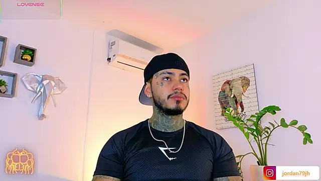 Snapshot of JordanSmiith_ chatting on July 2026 09:19:02 PM JordanSmiith online show from July 2026 09:19:02 PM