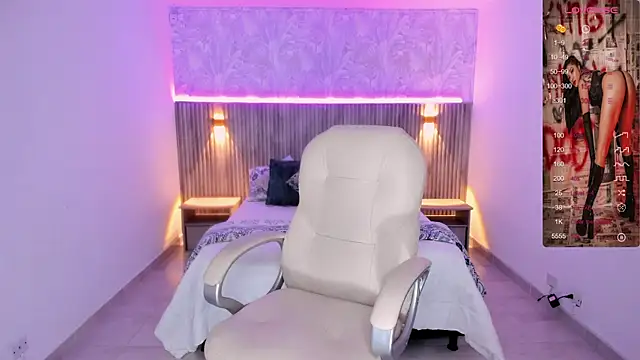 Antonella Grayy online show from March 2025 11:00:02 AM