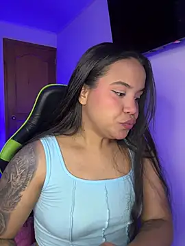 Snapshot of leila_22 chatting on February 2026 07:36:01 AM leila 22 online show from February 2026 07:36:01 AM