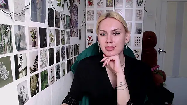 CapriScorpion online show from April 2026 12:16:02 PM