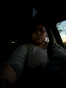 Snapshot of kweenxkarma chatting on November 2025 02:23:02 AM kweenxkarma online show from November 2025 02:23:02 AM