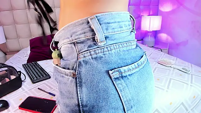 AnneDixie online show from March 2025 03:05:02 AM