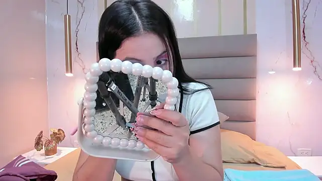 AnneDixie online show from October 2025 03:09:02 AM