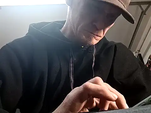 Snapshot of ironwood420 chatting on December 2024 02:33:02 PM ironwood420 online show from December 2024 02:33:02 PM