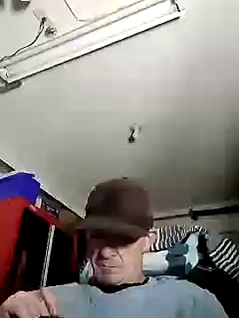 Snapshot of ironwood420 chatting on January 2025 01:58:01 PM ironwood420 online show from January 2025 01:58:01 PM