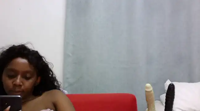 Snapshot of Sexxybella27 chatting on February 2025 08:51:02 PM Sexxybella27 online show from February 2025 08:51:02 PM