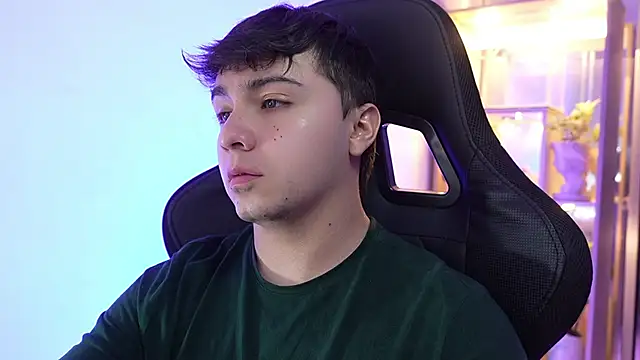 aron  cooper online show from March 2026 12:28:02 AM