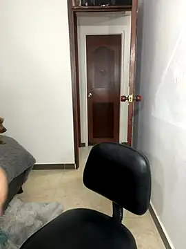 Charlotte cutee18 online show from October 2025 11:27:02 PM