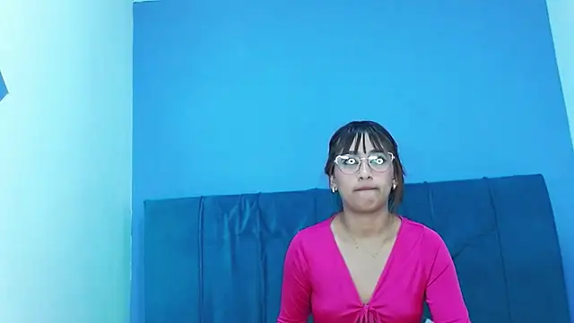 angelicatorrecm101 online show from December 2024 01:54:01 AM