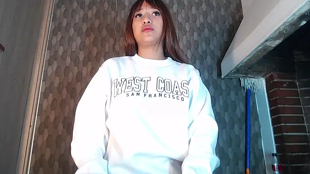 angelicatorrecm101 online show from December 2024 11:06:02 AM