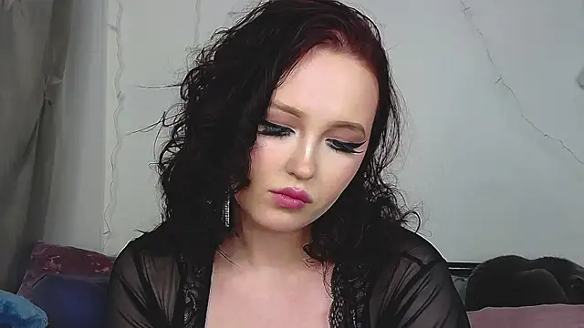 Snapshot of IrinaArt chatting on January 2025 02:43:02 AM IrinaArt online show from January 2025 02:43:02 AM