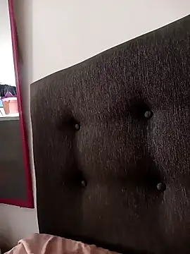 Snapshot of lenka_24 chatting on February 2025 03:53:02 PM lenka 24 online show from February 2025 03:53:02 PM