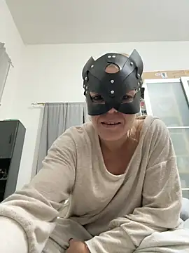 Snapshot of LadyScarlett-xk chatting on December 2024 08:04:02 PM LadyScarlett-xk online show from December 2024 08:04:02 PM