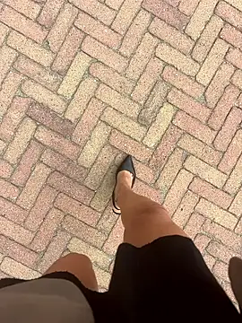 Snapshot of LadyScarlett-xk chatting on October 2025 12:11:01 PM LadyScarlett-xk online show from October 2025 12:11:01 PM