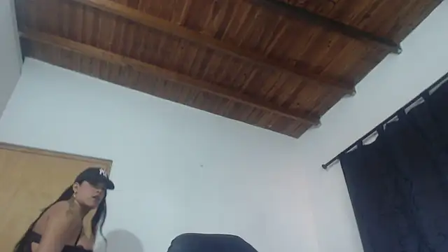 Snapshot of Alejagrantx chatting on September 2025 09:26:02 PM Alejagrantx online show from September 2025 09:26:02 PM