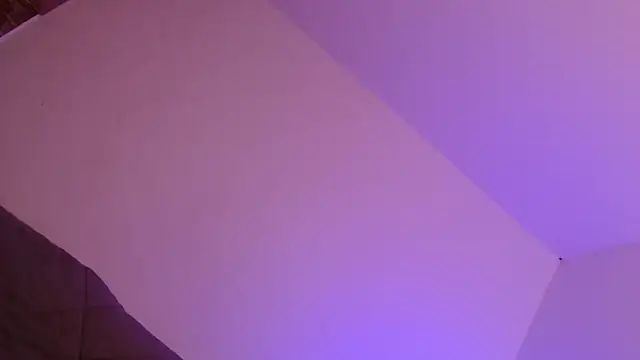 Moon Foxxy online show from May 2026 03:33:01 AM