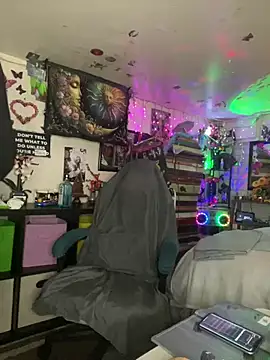 TrenaAnne online show from March 2025 01:28:01 AM