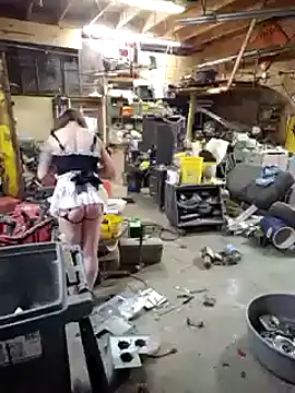 Snapshot of cdressupdiva chatting on February 2025 02:48:01 PM cdressupdiva online show from February 2025 02:48:01 PM