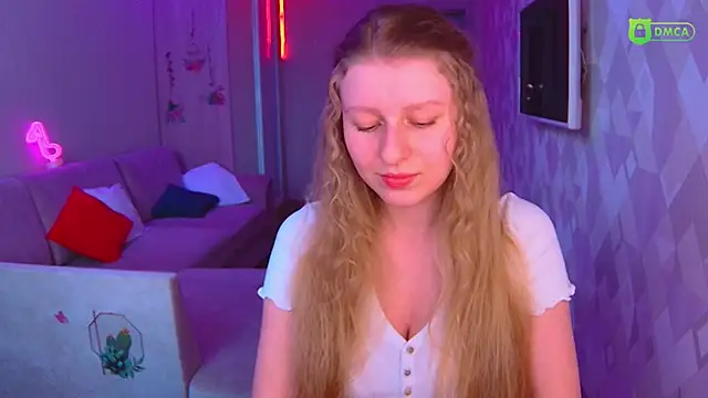 AmaliaQueen online show from March 2025 02:32:01 PM