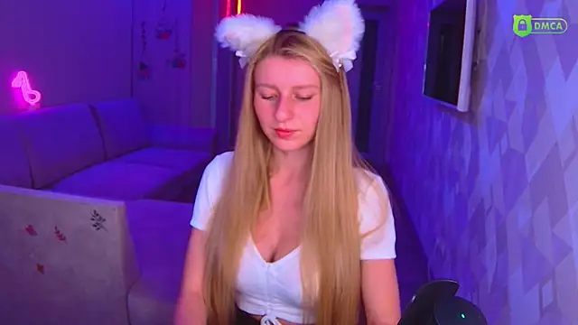 AmaliaQueen online show from November 2025 02:19:02 PM