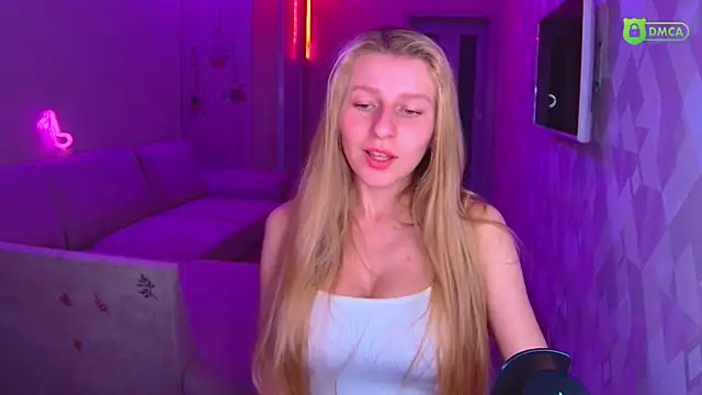 AmaliaQueen online show from November 2025 02:33:01 PM