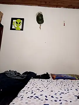 sebasxx97 online show from December 2025 04:51:01 AM