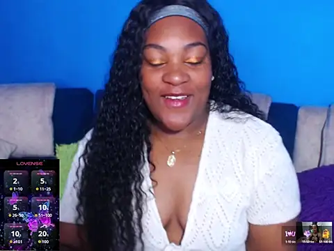 Snapshot of the_pearl199 chatting on February 2026 01:15:02 PM the pearl199 online show from February 2026 01:15:02 PM