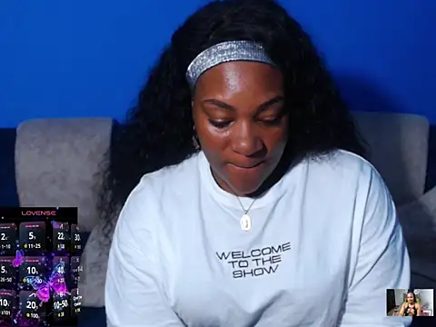 Snapshot of the_pearl199 chatting on February 2026 06:02:02 AM the pearl199 online show from February 2026 06:02:02 AM