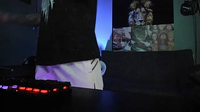 Sisoyalejo420 online show from February 2026 07:51:01 AM