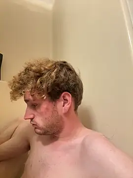 Snapshot of CreamyAustin chatting on November 2025 01:59:02 AM CreamyAustin online show from November 2025 01:59:02 AM