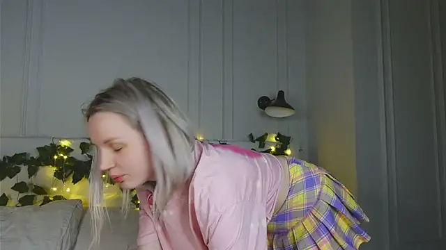 Snapshot of Beatrica_Klein chatting on March 2025 05:09:01 PM Beatrica Klein online show from March 2025 05:09:01 PM