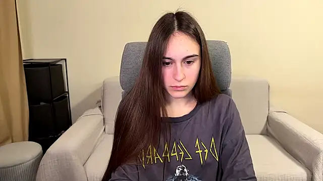 Snapshot of AliceKolltt chatting on February 2026 10:11:01 PM AliceKolltt online show from February 2026 10:11:01 PM